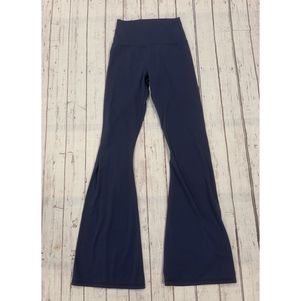 Blue Butter soft Ultra Flirt Flared Leggings size small high waist